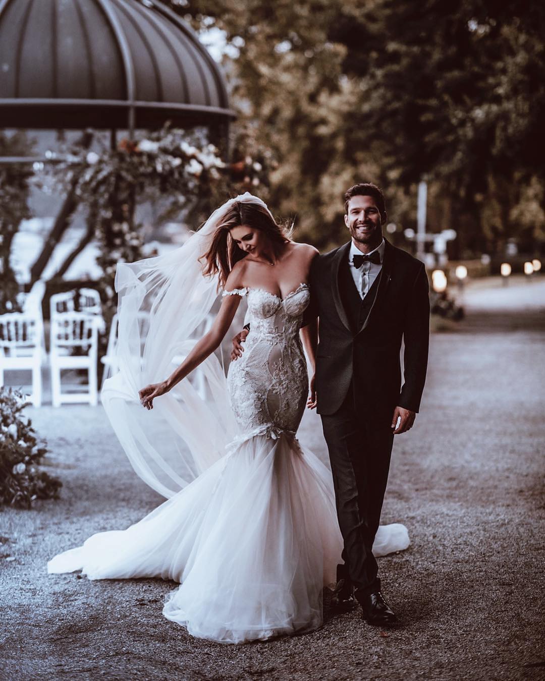 Mermaid wedding dress online