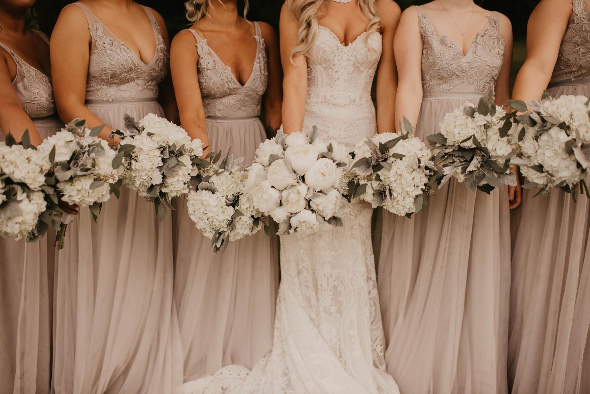 The Best Custom Gifts to Give Your Bridesmaid Party