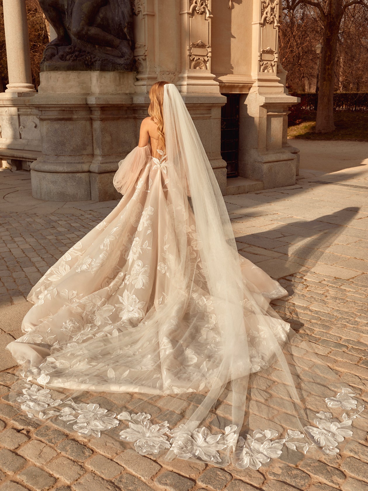 Evelyn Veil - Galia Lahav