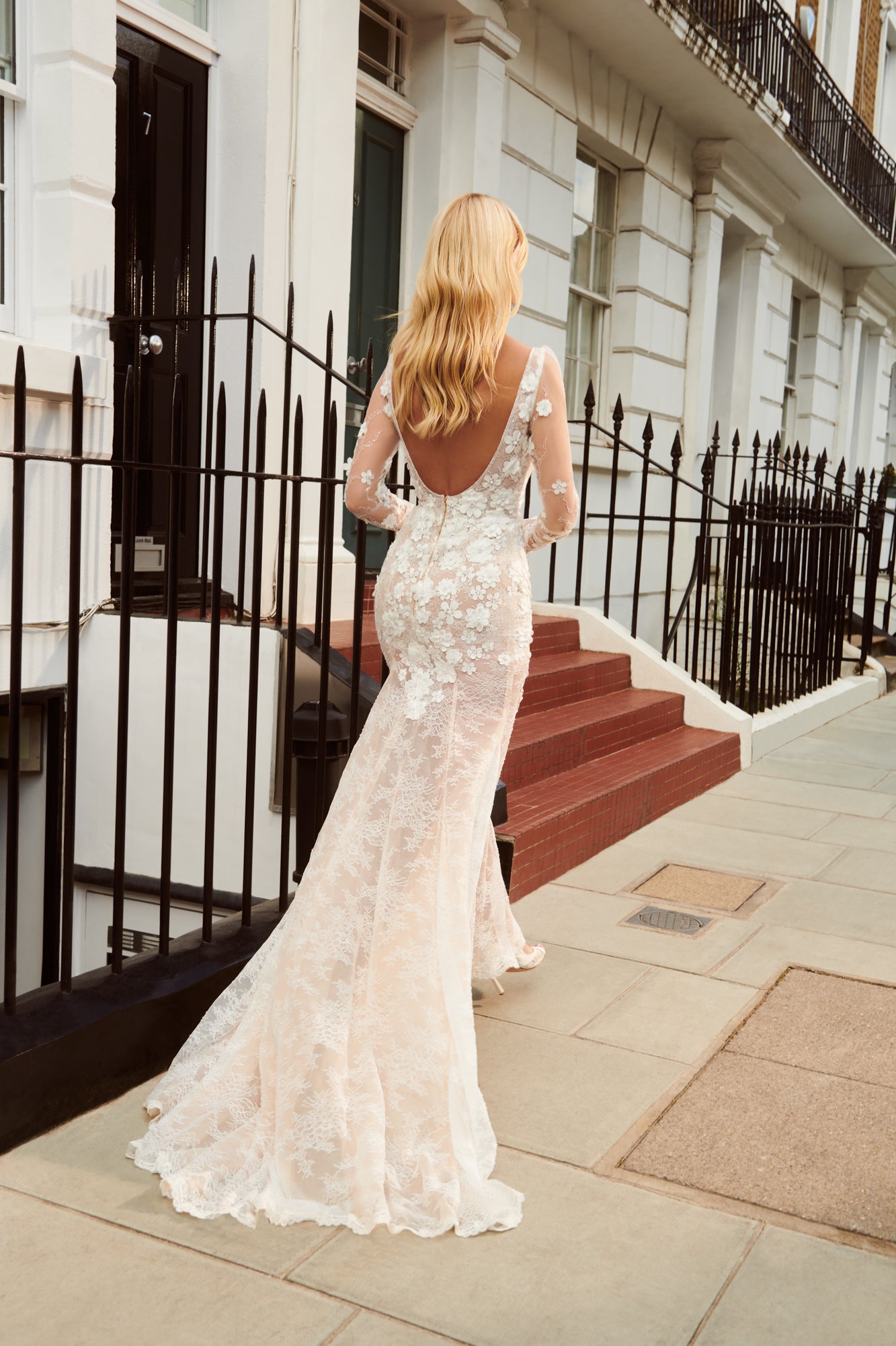 Mona - Galia Lahav